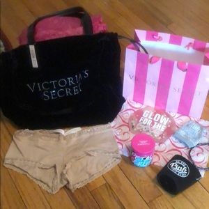 Victoria’s Secret Lot